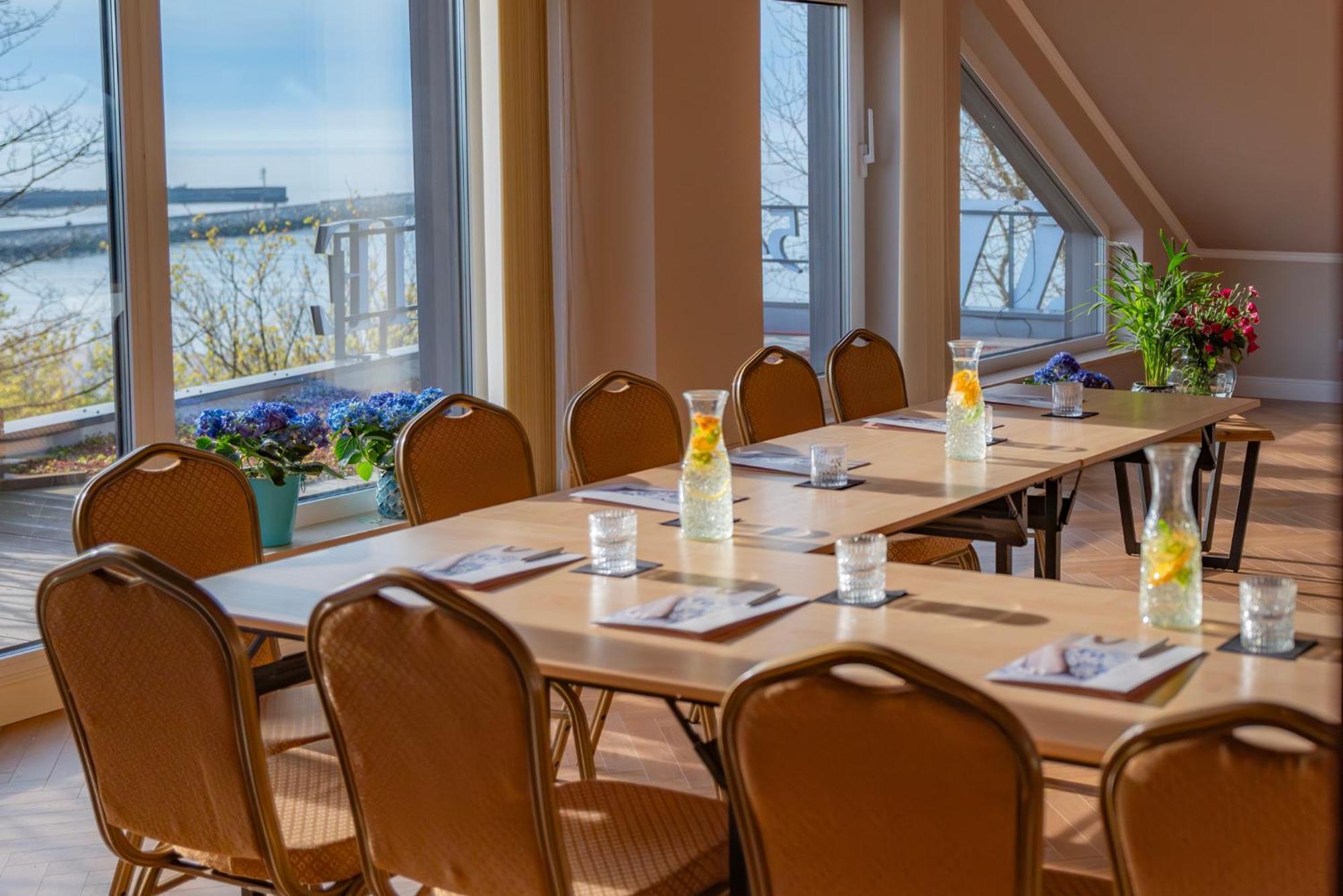 Hotel Szerokie Wody Sea & Sand Ustka Esterno foto
